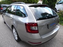 SKODA OCTAVIA 4X4 GRAU 3337