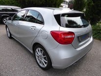 MERCEDES A180 SILBER EY566TY