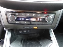 SEAT ARONA ORANGE FY049VW