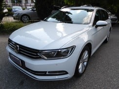 VW PASSAT 1,6 TDI 120PS DSG ​COMFORTLINE