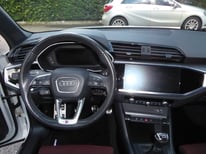 AUDI Q3 WEISS 2903