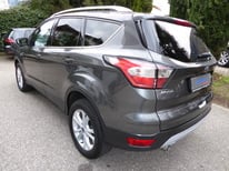 FORD KUGA GRAU 1470