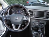 SEAT LEON 2,0TDI WEISS FH163KK