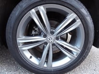 VW TIGUAN RLINE FN281FB