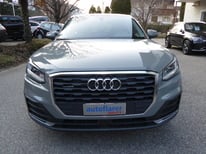 AUDI Q2 GRAU FR796AZ