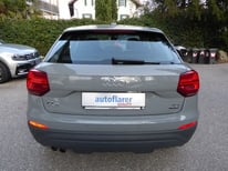 AUDI Q2 GRAU FR796AZ