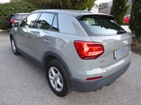 AUDI Q2 GRAU FR796AZ