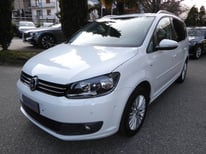 VW TOURAN WEISS 9218