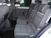 VW TOURAN WEISS 9218