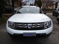 DACIA DUSTER WEISS FC243PF